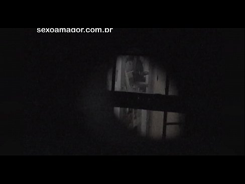 ❤️ Blondie estas sekrete filmita fare de najbara voyeur kaŝita malantaŭ kavaj brikoj ❌ Faka video ĉe eo.safehaus.top ️❤